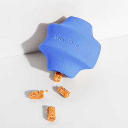 Natural Rubber Twist Toss Ball Dog Toy