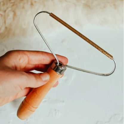 Lint Remover And De-Piller