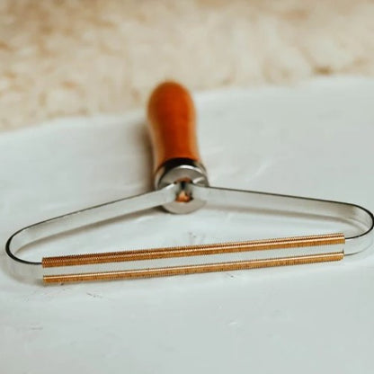 Lint Remover And De-Piller